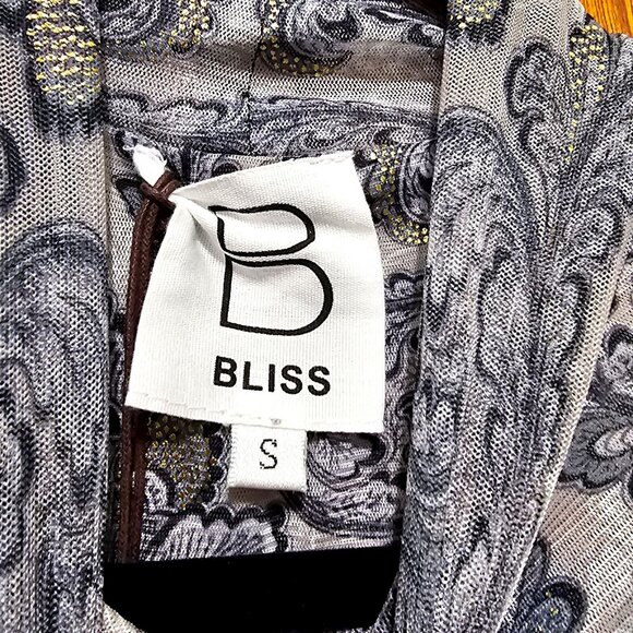 Bliss Ruched Mesh Turtleneck Blouse Small‎ - Picture 3 of 9